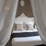 Hotel Manoir Saint Eloi 3*