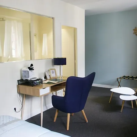 فندق Manoir Saint Eloi نويون