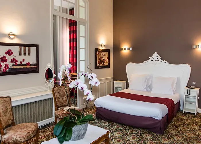 Hotel Manoir Saint Eloi